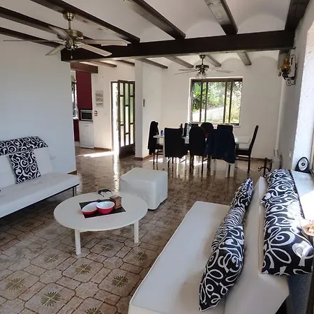 Villa Temist *